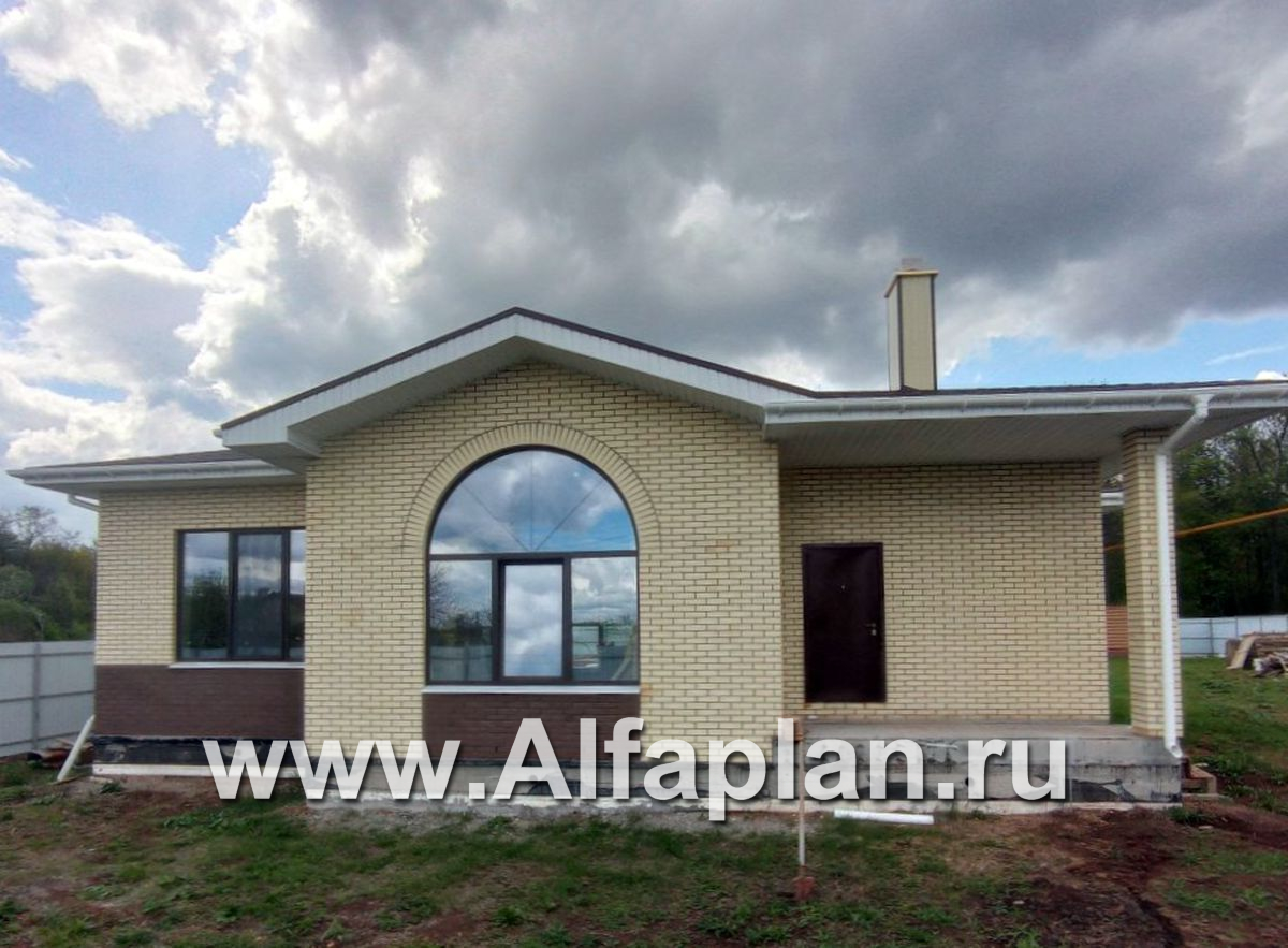 «Мельпомена» - красивый дом, проект одноэтажного коттеджа, с террасой, в русском стиле - дизайн дома №1